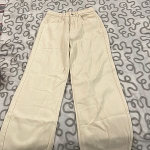 I’m selling these jeans